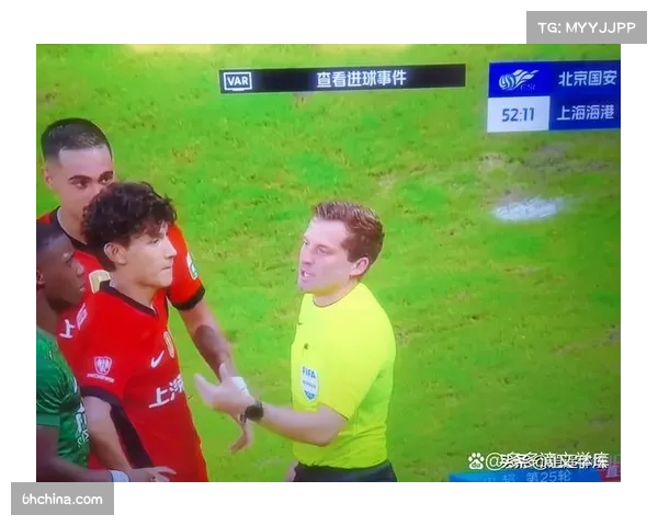 切尔西对阵帕福斯边路传中手球 裁判未回看VAR引发讨论